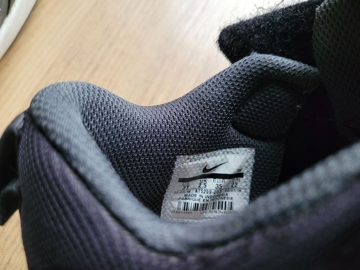 Baskets fille Nike taille 35 idéal pour le basket - photo numéro 5