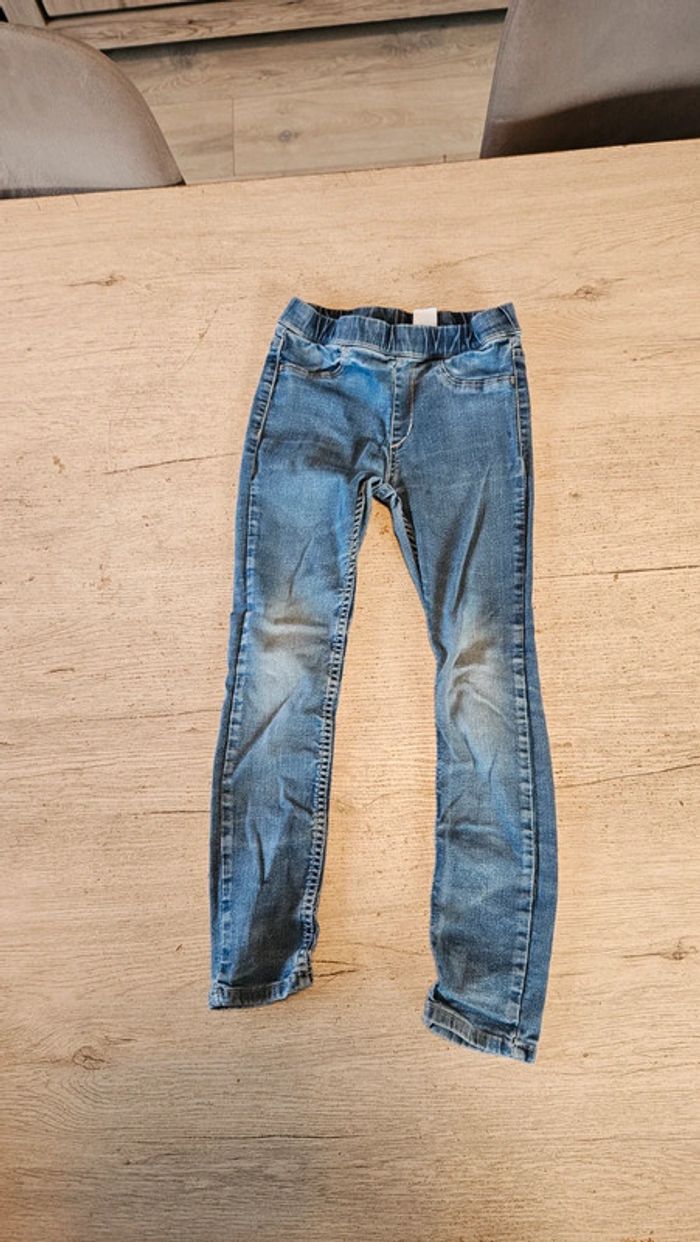 Jean s slim stretch, jegging bleu, H&M, taille 6/7 ans mais petit - photo numéro 2
