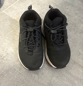 Basket bottes timberland taille 24  Cuir daim à nettoyer et à protéger