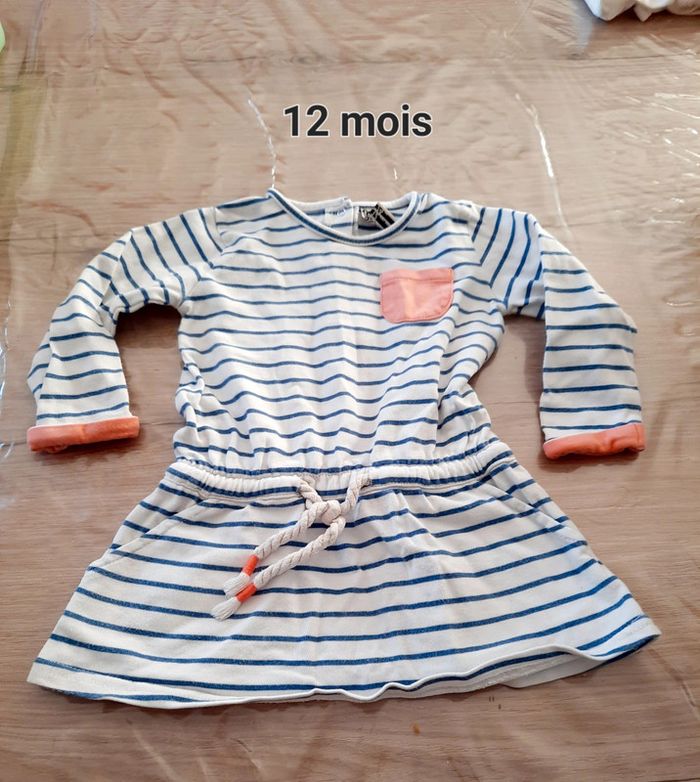 Robe tape à l'œil