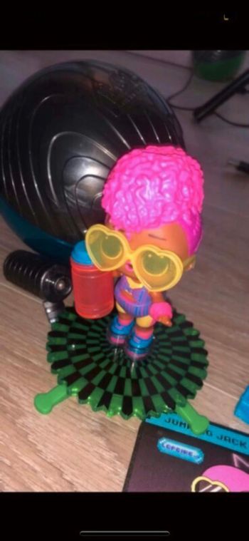 Poupée lol surprise