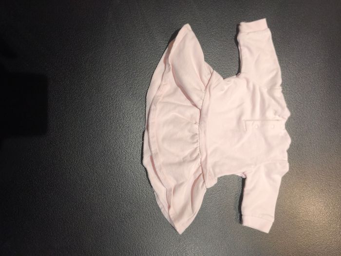 Robe Karl Lagerfeld 1mois - photo numéro 3