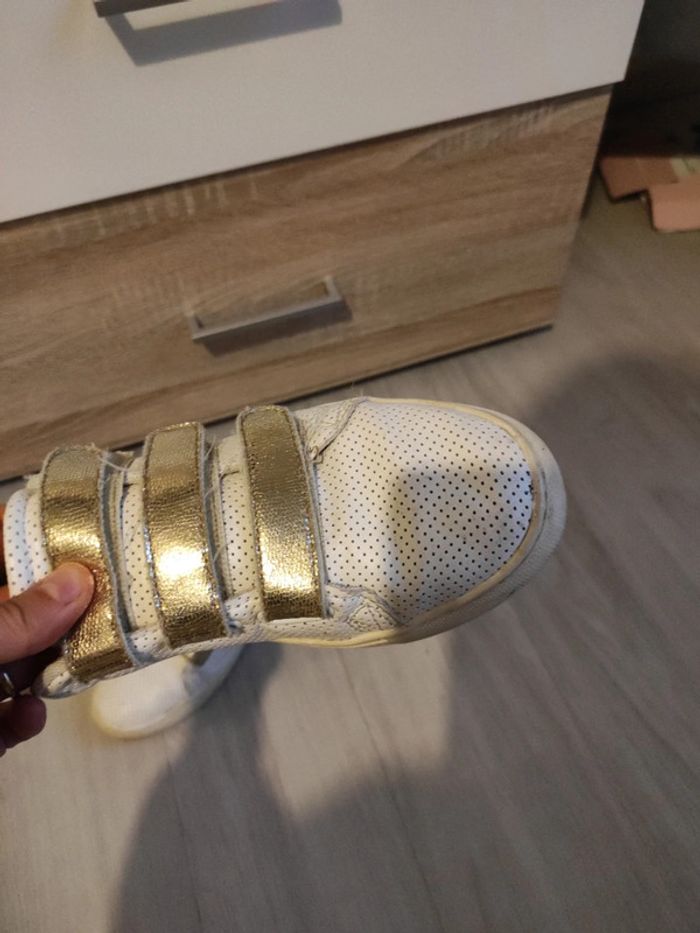 Baskets scratchs blanches et dorées - photo numéro 4
