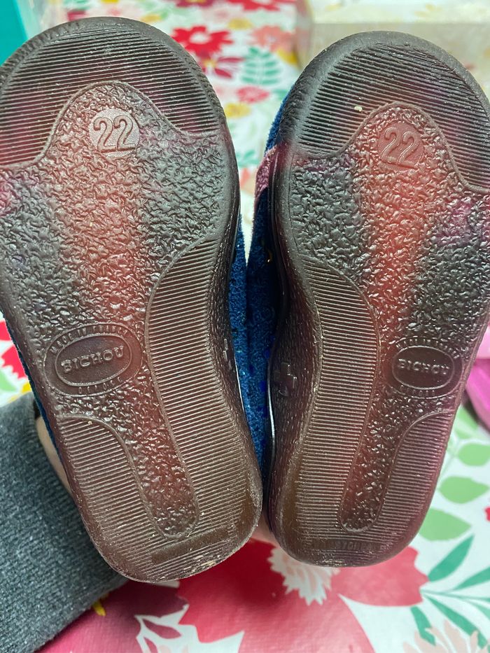 Lot chaussures  taille 22 - photo numéro 7