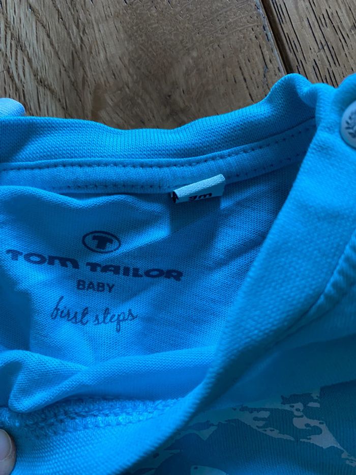 Lot de 2 t shirts ML très bon etat 9 mois - photo numéro 5