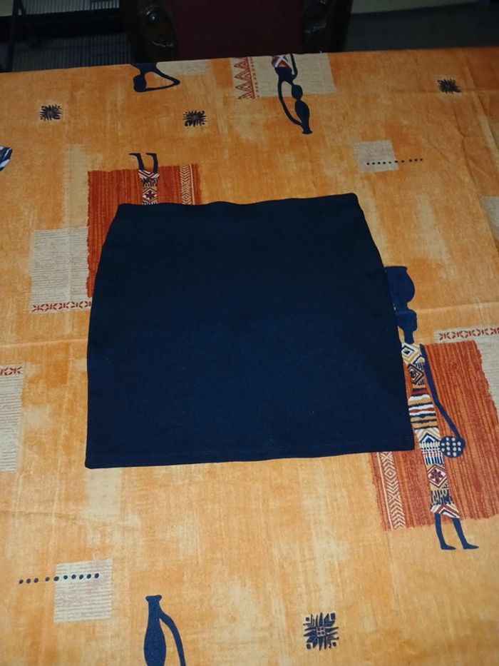 Jupe comme neuve T36 - photo numéro 2