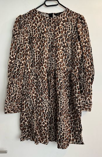 Robe léopard Zara