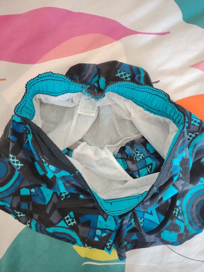 Short de bain OWK taille S - photo numéro 11