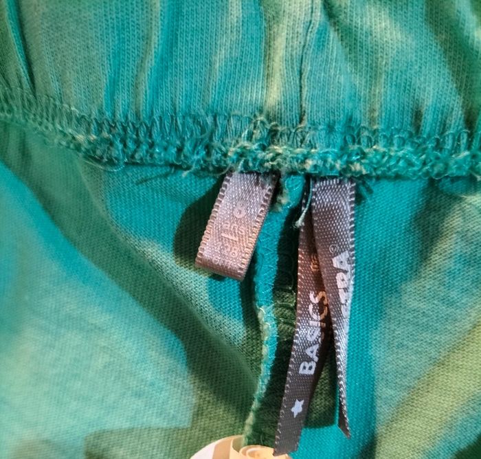 Short taille 7/8 ans - photo numéro 4