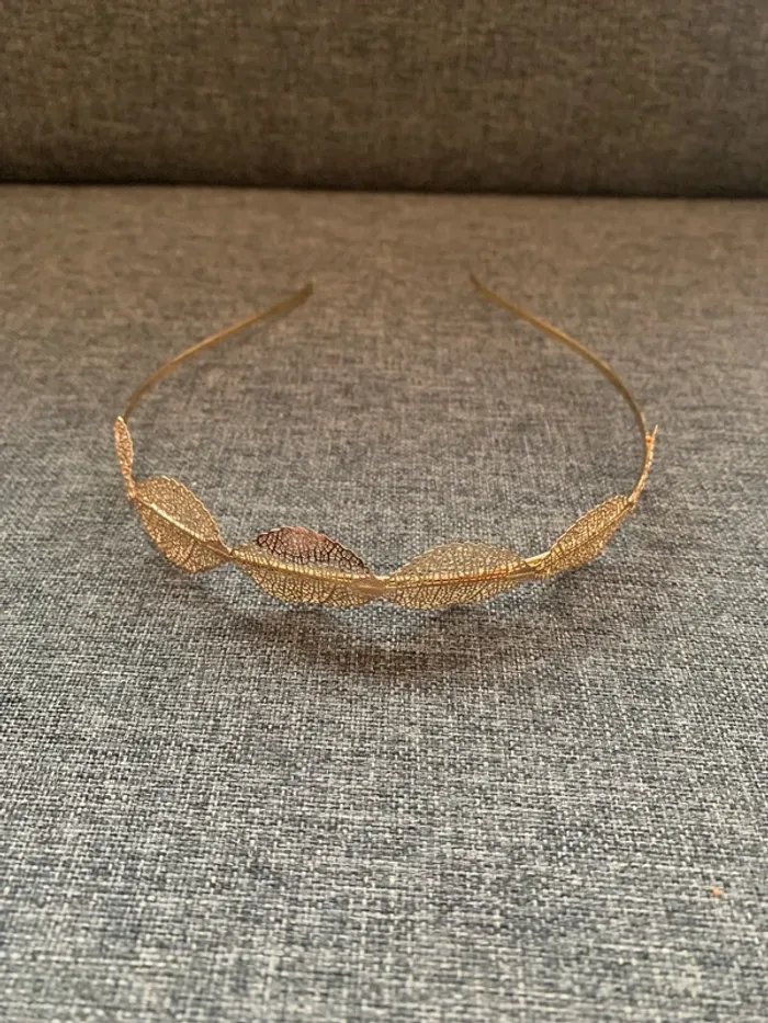 Serre tête femme doré