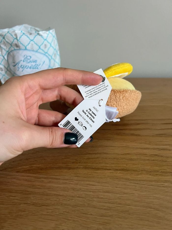 Peluche pâtisserie Jellycat tarte au citron - photo numéro 4