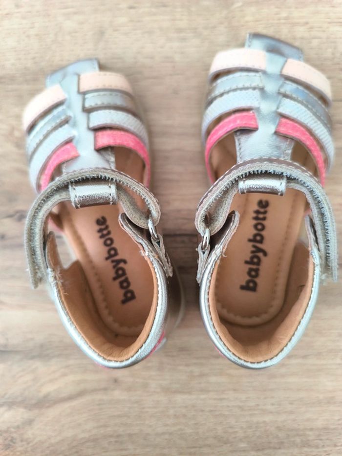 Sandales fille neuves Babybotte modèle Teriyaki Taille 23 - photo numéro 3