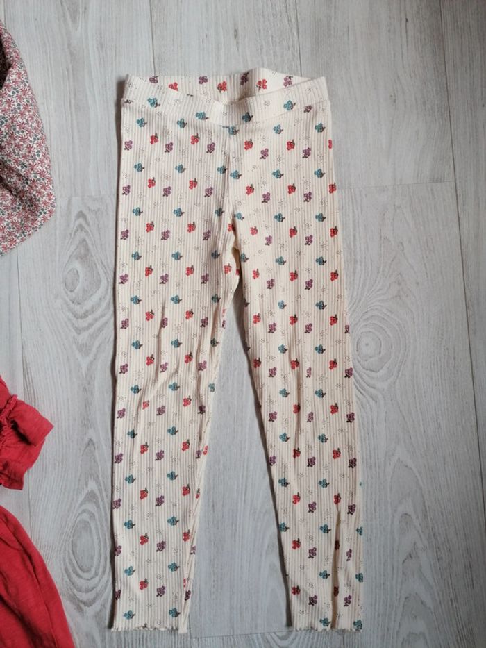 Ensemble Sergent Major Sur les routes de Dordogne
Veste et tee shirt 10 ans
Legging 8/9 ans - photo numéro 7