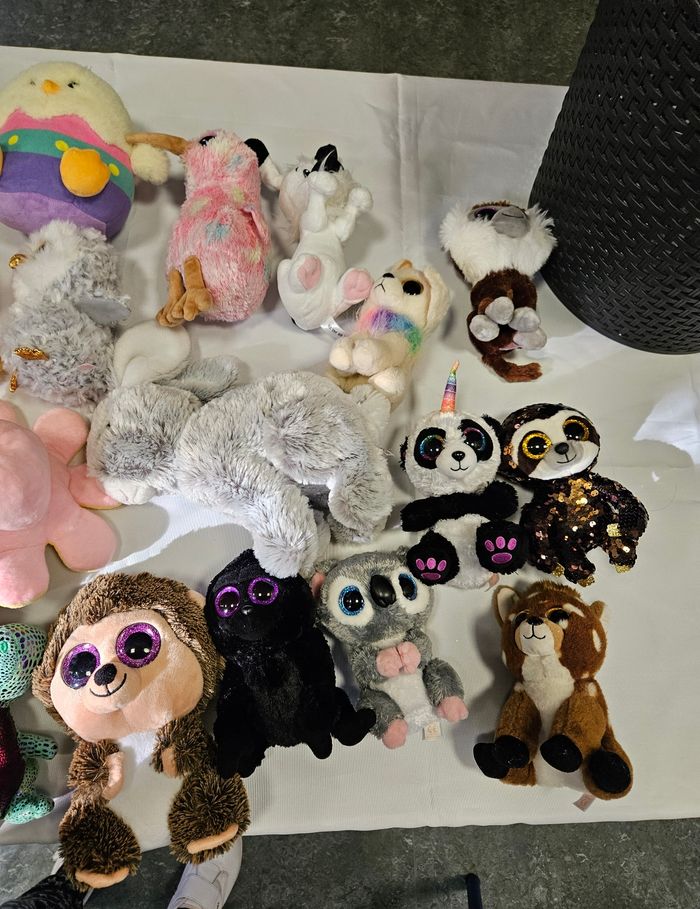 Peluches  diverses le  lot - photo numéro 2