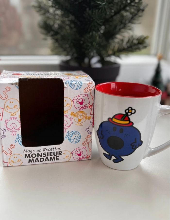 5 tasses - mugs - Monsieur Parfait - Madame Casse pied - Madame Boulot - Madame autoritaire - photo numéro 4