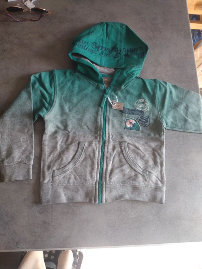 Sweat à capuche " in extenso" 5 ans