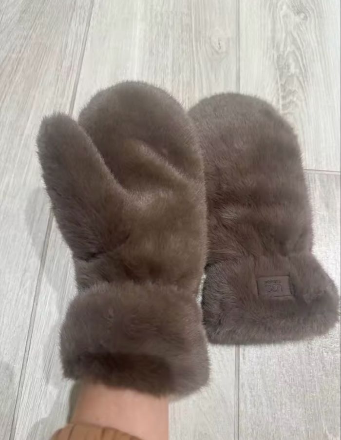 Moufles UGG - photo numéro 3