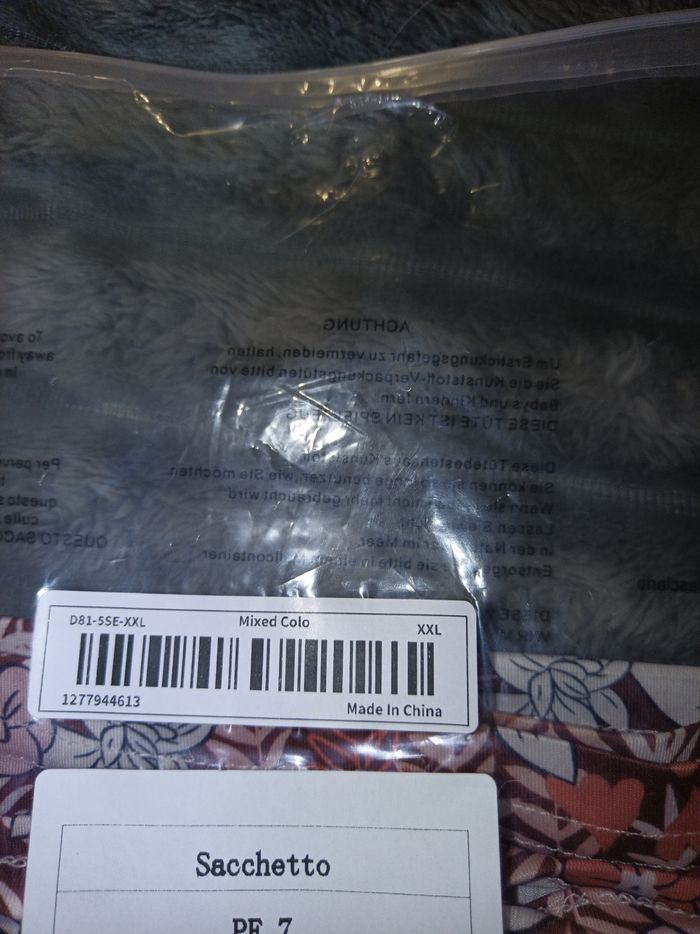 Débardeur rouge fleurs XXL - photo numéro 4