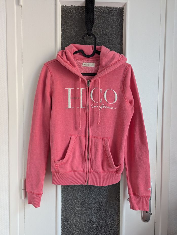 Sweat à capuche rose zippé Hollister taille s