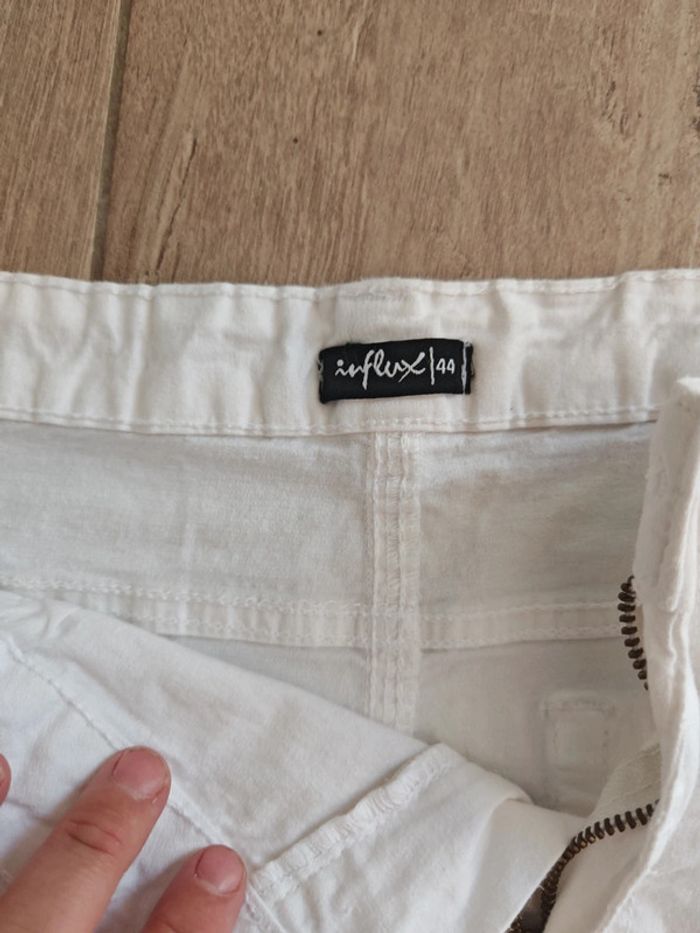 Short en jeans blanc taille 44 - photo numéro 3