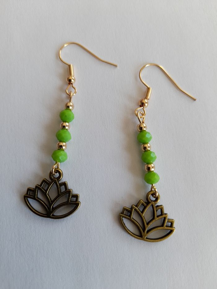 Boucles d'oreilles fleur de Lotus - photo numéro 5