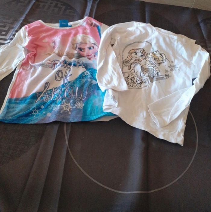 Lot 2 hauts ML 4 ans