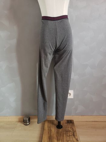 Legging 👖 gris Esmara taille M 4€