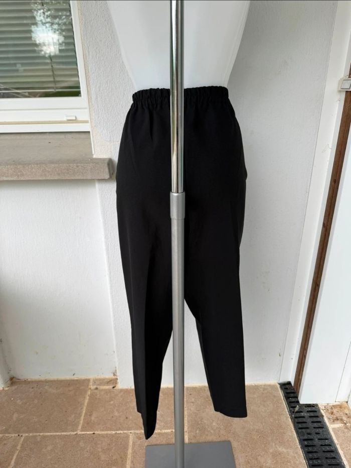 Pantalon noir élastique - photo numéro 4
