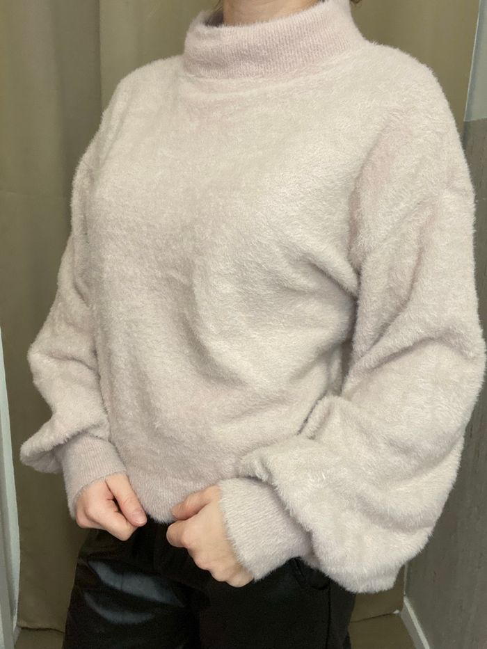 Joli pull tout doux rose pâle taille unique moewy - photo numéro 2