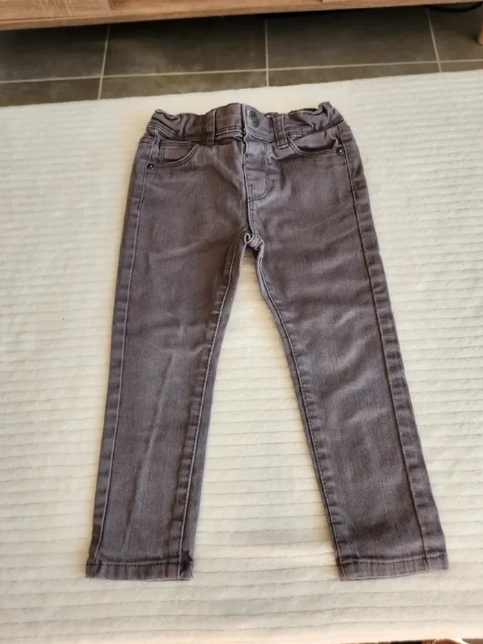 Jean gris