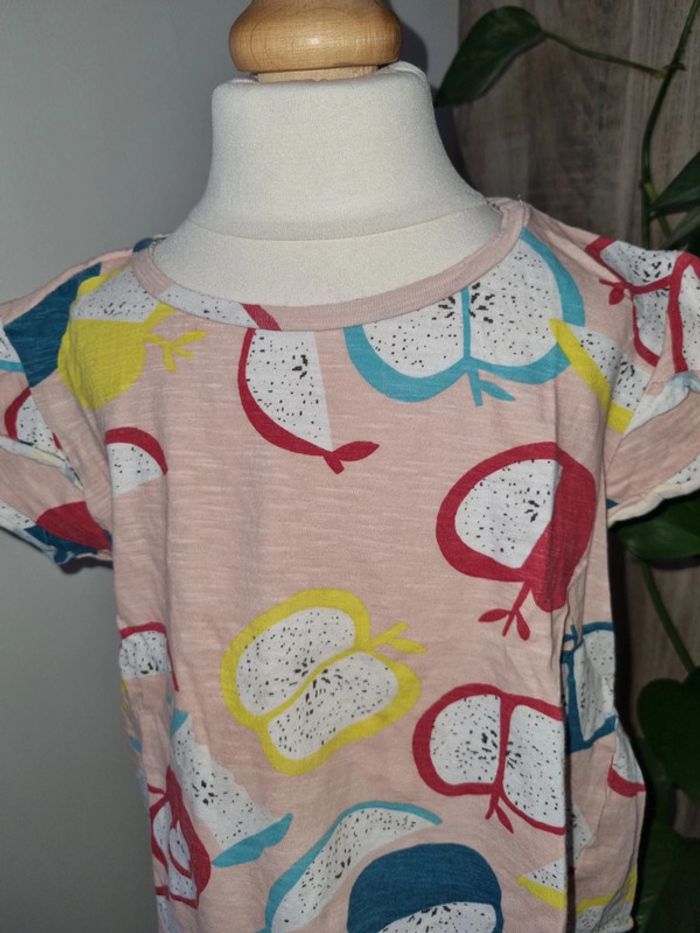 T-shirt court Zara 5 ans - photo numéro 3