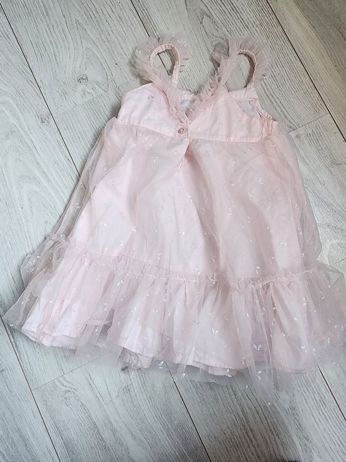 Robe papillon rose avec tulle - photo numéro 3