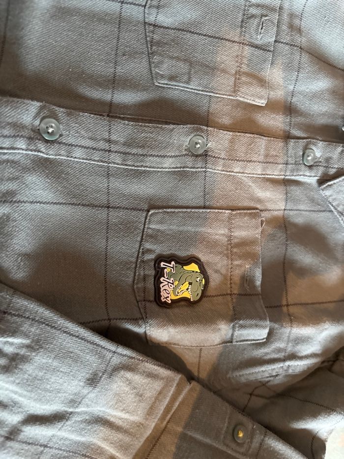 Vends chemise sergent major 8 ans très bon état - photo numéro 2