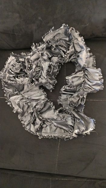 Écharpe grise argent