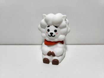 Figurine BT21 RJ Jin