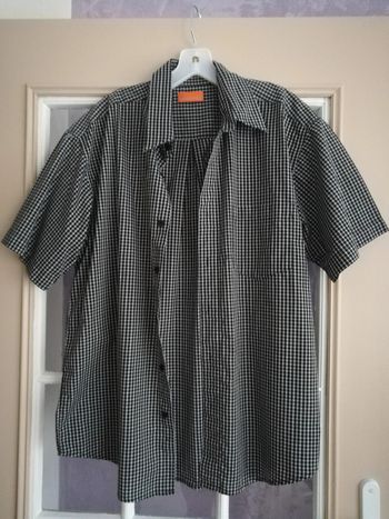 Chemise manches courtes à carreaux homme