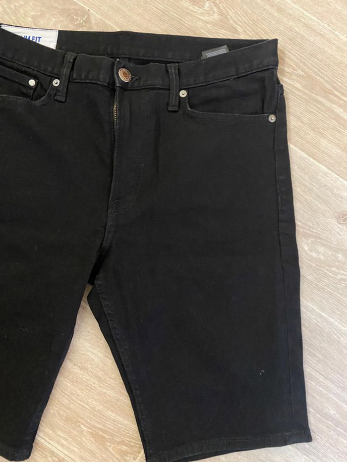 Shorts h&m homme slim fit parfait état en jean noir