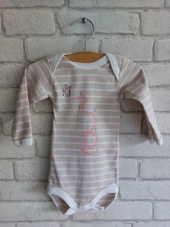 Body Petit Bateau taille 6 mois