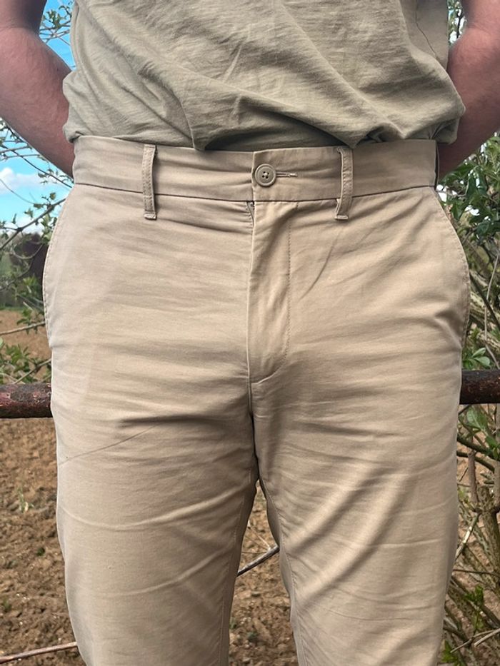 Pantalon chino couleur beige - photo numéro 11