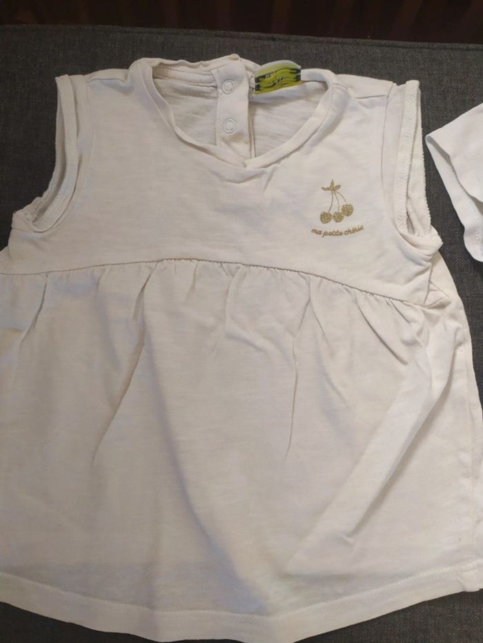 Lot 4 tee shirts manches courtes 12 mois - photo numéro 5