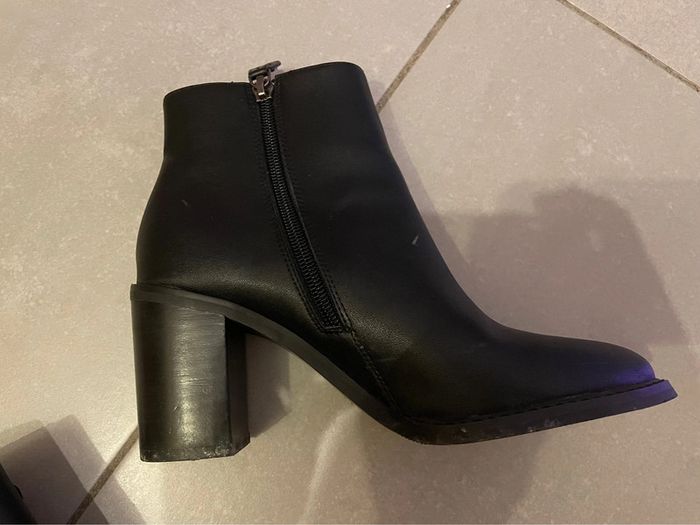 Bottines noires à talons - photo numéro 4