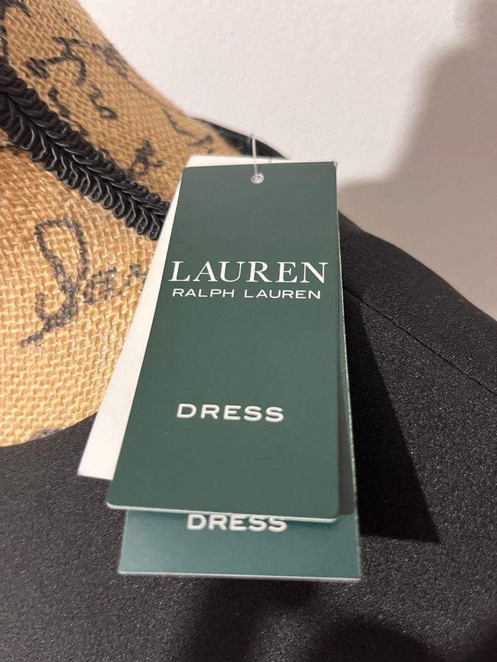 Robe noire Ralph Lauren élégante taille 38 - photo numéro 3