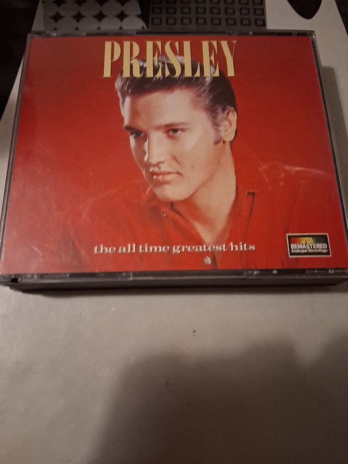 The hall time greatest hits " Elvis Presley " album cd