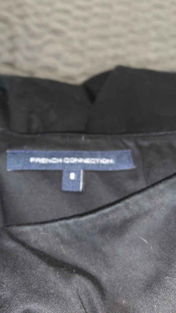 Robe noire 1 bretelle French connection taille 36 - photo numéro 3