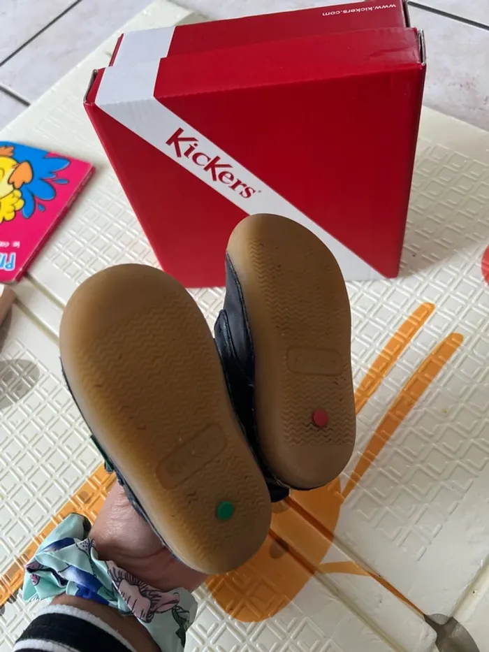 Kickers sabio bébé en cuir – Taille 20 bon état - photo numéro 9