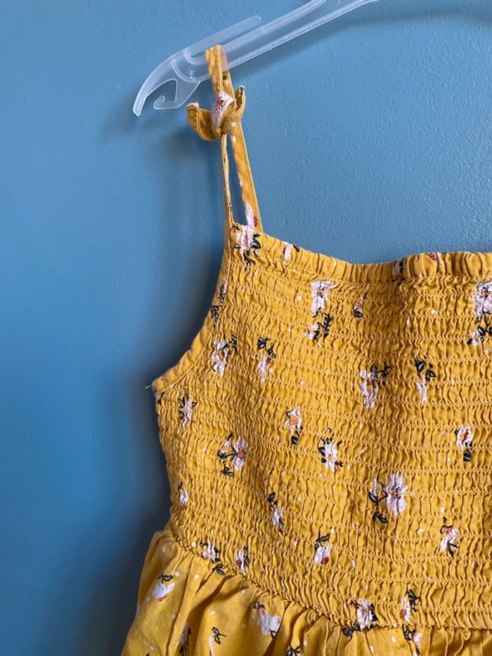 Jolie robe jaune à fleurs - photo numéro 2