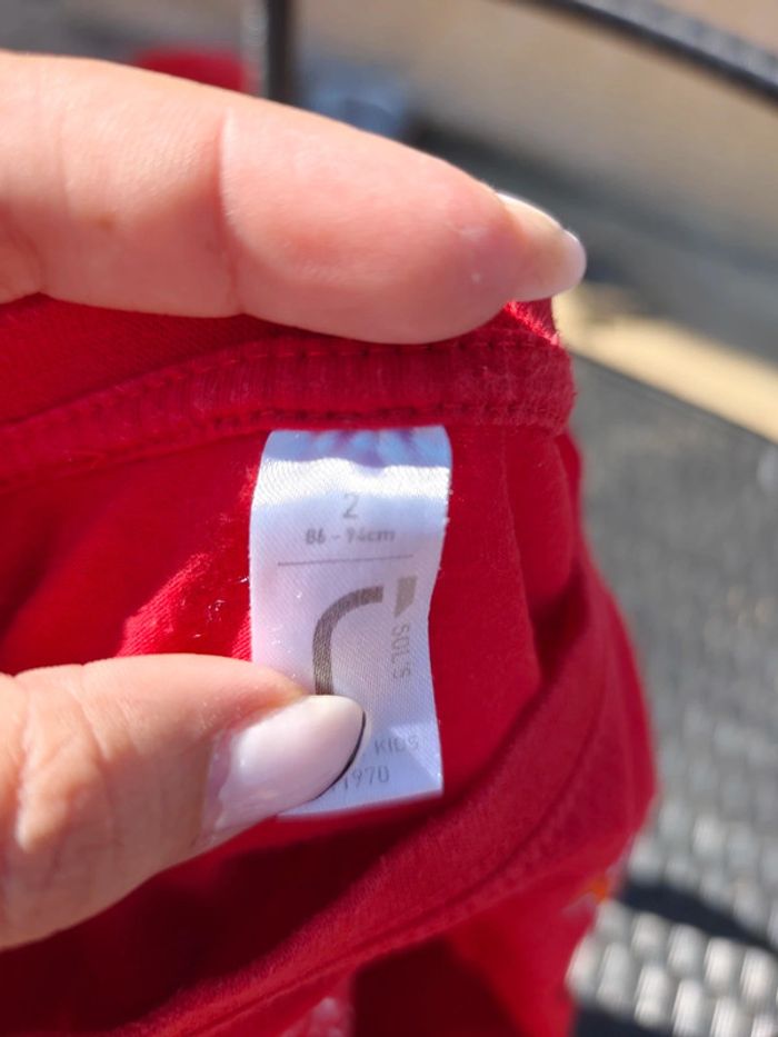 T-shirt rouge - photo numéro 3