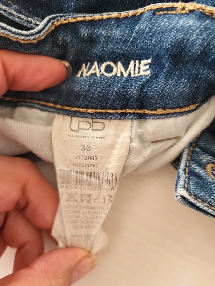 Jean 38 les petites bombes naomie - photo numéro 4