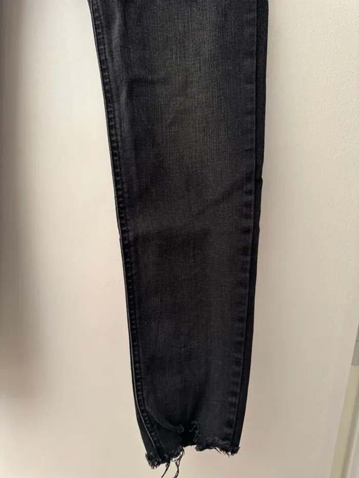 Jean Pull and Bear effet mom - photo numéro 4