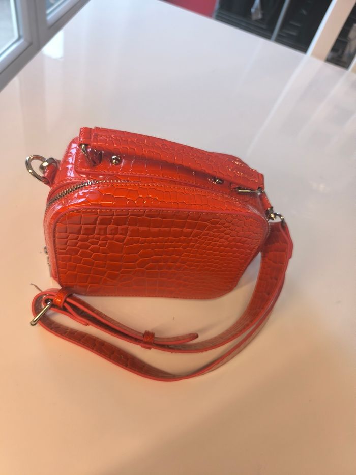 Pochette avec bandoulière - photo numéro 2